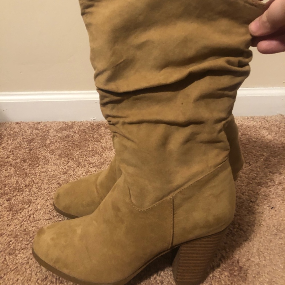 Tan rampage boots